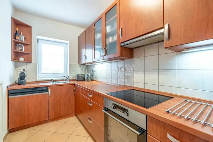 Pronájem rodinného domu, Hostivice, Kaštanová, 98 m2