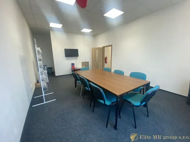Pronájem kanceláře, Nymburk, Za Žoskou, 14 m2