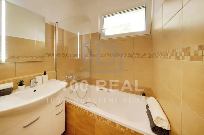 Pronájem bytu 3+kk, Náchod, Na Hamrech, 70 m2