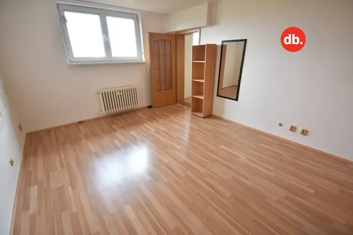 Pronájem bytu 3+1, Karlovy Vary, Majakovského, 74 m2