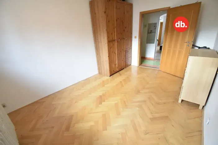 Pronájem bytu 3+1, Karlovy Vary, Majakovského, 74 m2