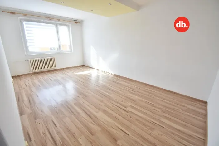Pronájem bytu 2+1, Hroznětín, Sídliště, 60 m2