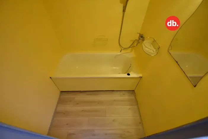 Pronájem bytu 2+1, Hroznětín, Sídliště, 60 m2