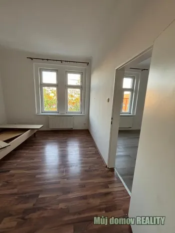 Pronájem bytu 2+1, Praha - Vysočany, Freyova, 58 m2