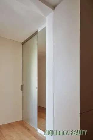 Pronájem bytu 4+kk, Praha - Strašnice, Pod strašnickou vinicí, 113 m2