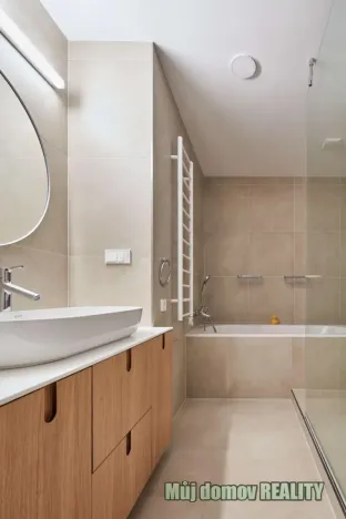 Pronájem bytu 4+kk, Praha - Strašnice, Pod strašnickou vinicí, 113 m2
