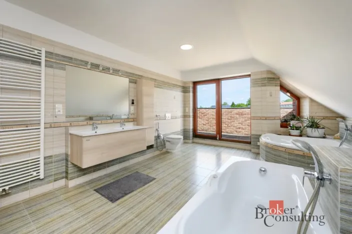 Prodej rodinného domu, Štěnovice, Slunečná, 372 m2