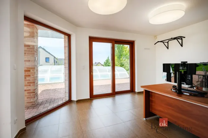 Prodej rodinného domu, Štěnovice, Slunečná, 372 m2