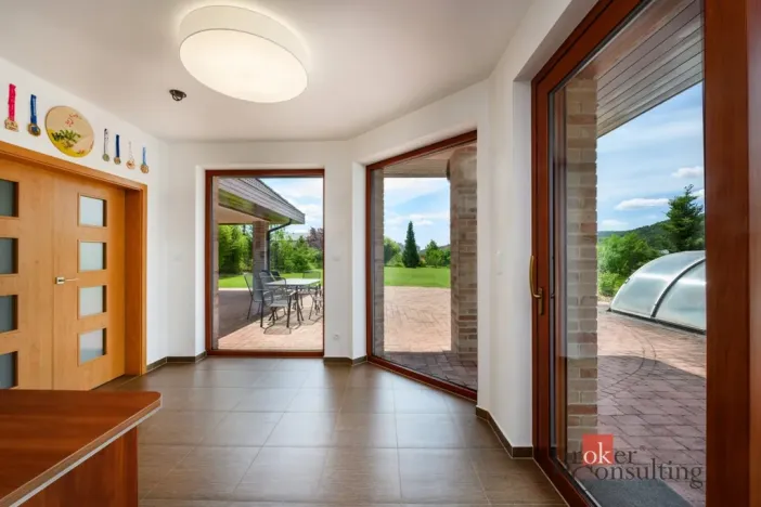 Prodej rodinného domu, Štěnovice, Slunečná, 372 m2