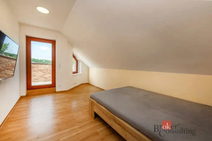 Prodej rodinného domu, Štěnovice, Slunečná, 372 m2