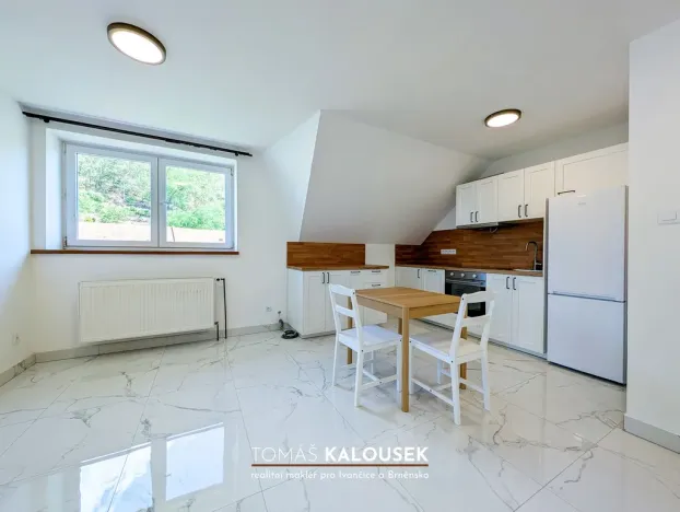 Pronájem bytu 3+kk, Oslavany, Růžová, 50 m2