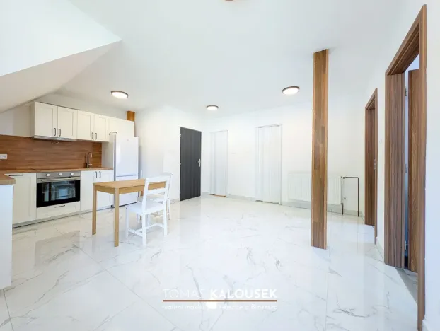 Pronájem bytu 3+kk, Oslavany, Růžová, 50 m2
