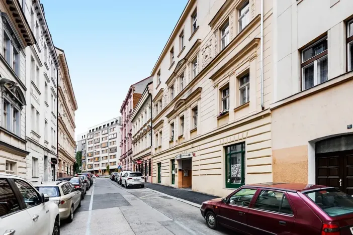 Pronájem bytu 1+1, Praha - Žižkov, Roháčova, 25 m2