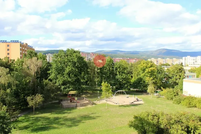 Prodej bytu 2+1, Chomutov, Jirkovská, 65 m2
