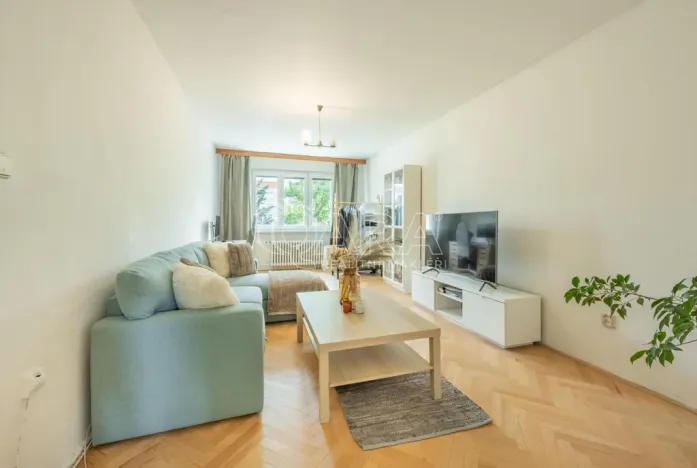 Prodej bytu 2+1, Praha - Malešice, Tuchorazská, 55 m2