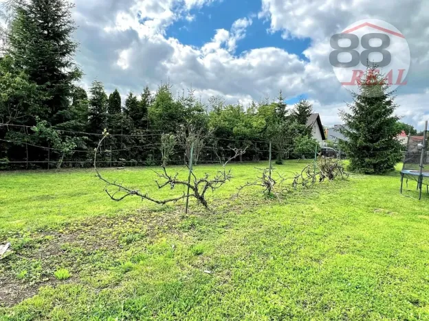 Prodej pozemku pro bydlení, Radonice, 1301 m2