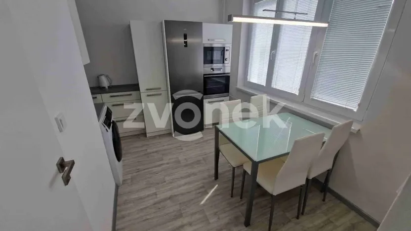Pronájem bytu 2+1, Staré Město, Kopánky, 55 m2
