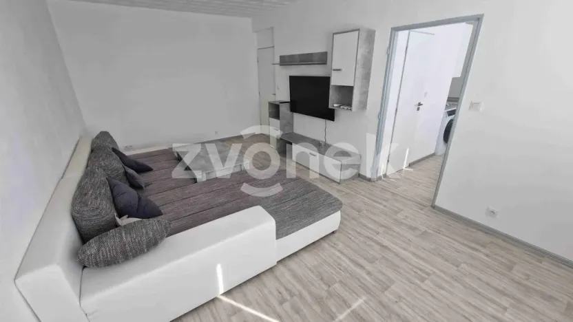 Pronájem bytu 2+1, Staré Město, Kopánky, 55 m2