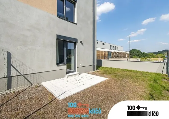 Pronájem bytu 1+kk, Praha - Lipence, Oddechová, 35 m2
