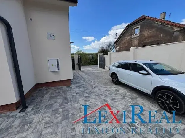 Prodej rodinného domu, Koleč, 150 m2