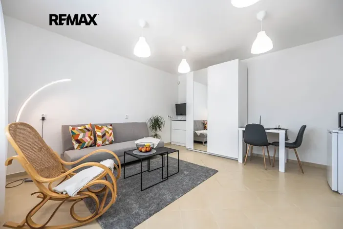 Pronájem bytu 1+kk, Praha - Stodůlky, Smíchovská, 24 m2