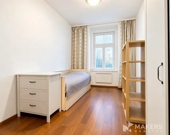 Prodej bytu 3+1, Praha - Smíchov, Plzeňská, 70 m2