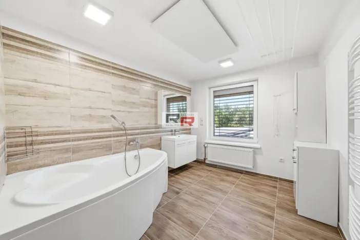 Prodej rodinného domu, Olomouc - Slavonín, Dykova, 289 m2
