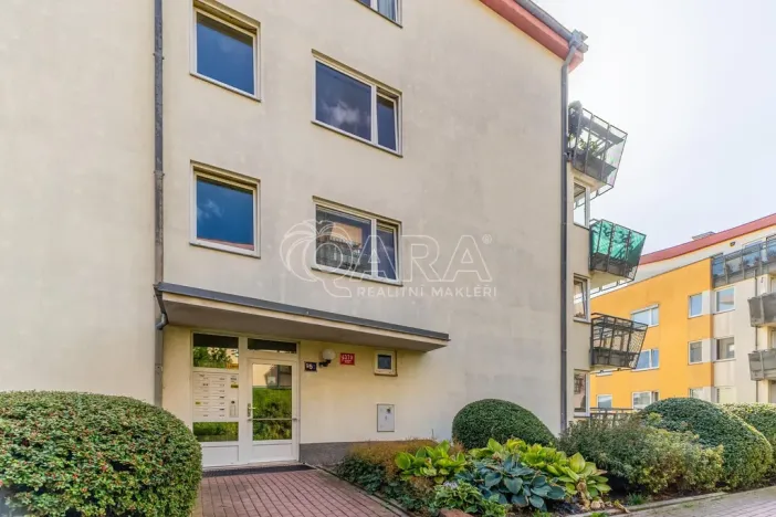Pronájem bytu 2+kk, Praha - Stodůlky, Harmonická, 52 m2
