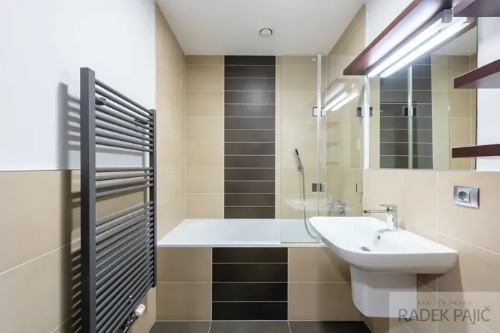 Pronájem bytu 1+kk, Praha - Nusle, K sídlišti, 49 m2