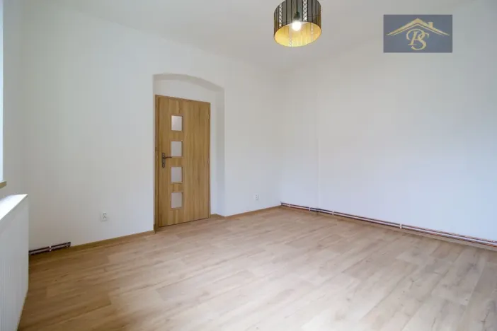 Pronájem bytu 1+1, Ústí nad Labem - Neštěmice, Železná, 57 m2
