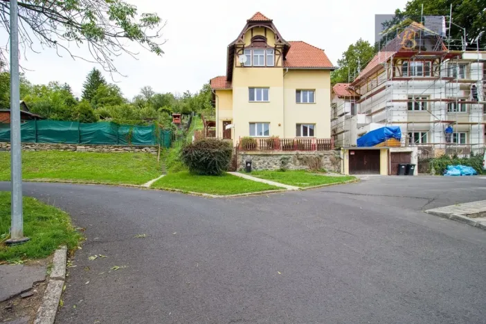 Pronájem bytu 1+1, Ústí nad Labem - Neštěmice, Železná, 57 m2