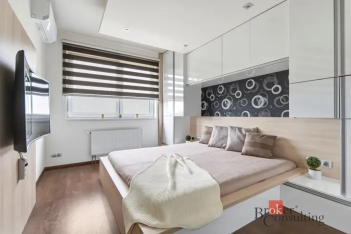 Pronájem bytu 3+kk, Praha - Dolní Měcholupy, Kryšpínova, 79 m2