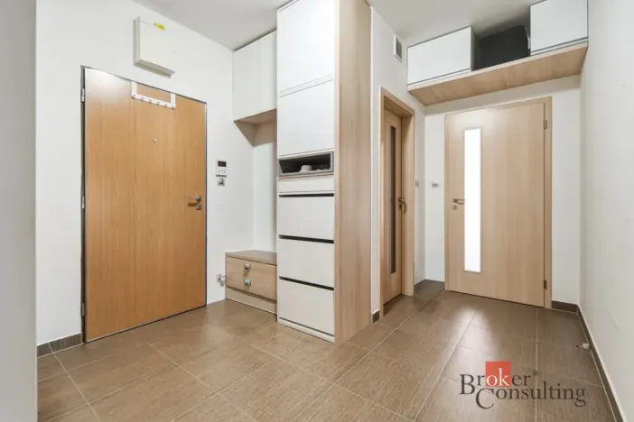 Pronájem bytu 3+kk, Praha - Dolní Měcholupy, Kryšpínova, 79 m2