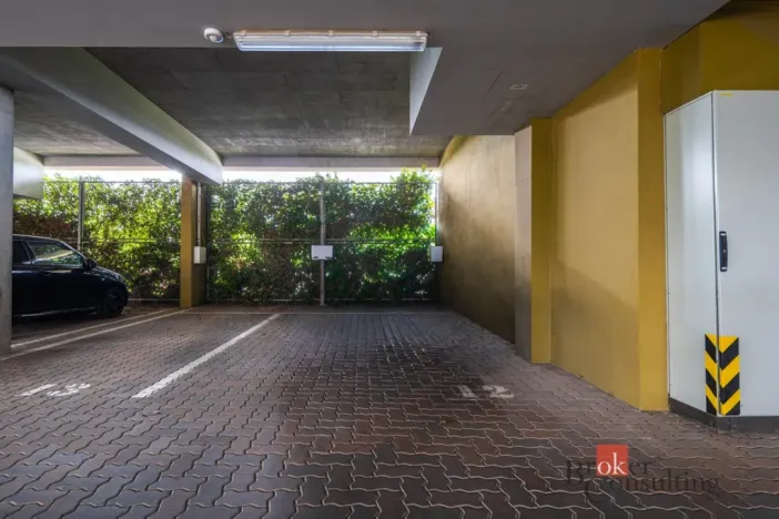 Pronájem bytu 3+kk, Praha - Dolní Měcholupy, Kryšpínova, 79 m2