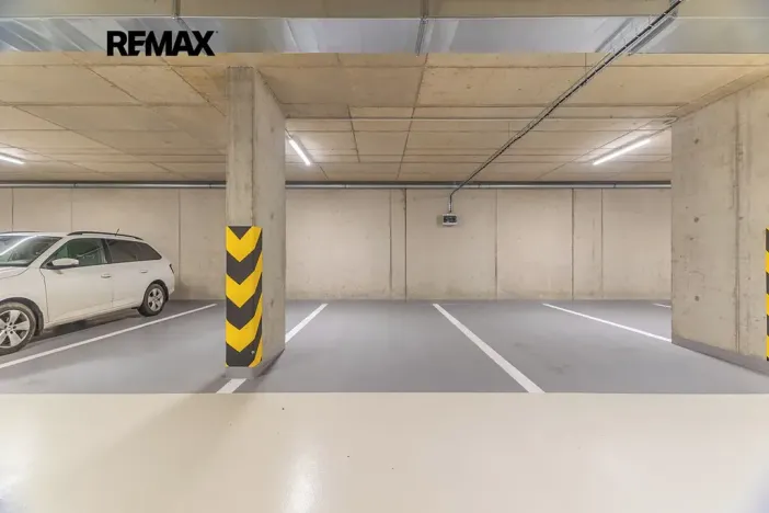 Pronájem bytu 2+kk, Praha - Hlubočepy, Divíškové, 50 m2