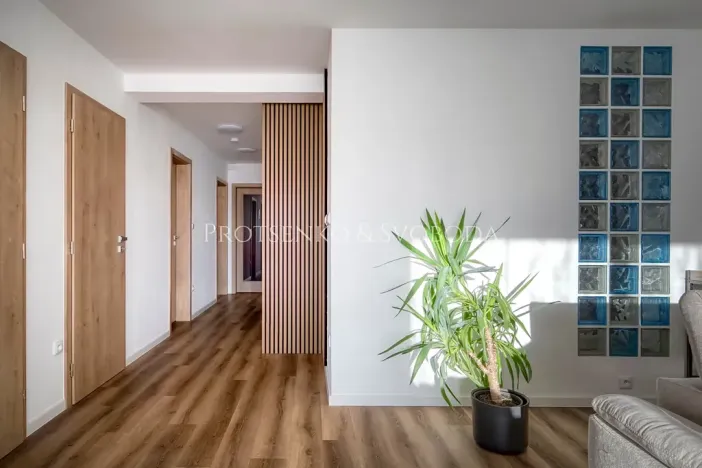 Prodej rodinného domu, Kamenice nad Lipou, Dobšova, 215 m2