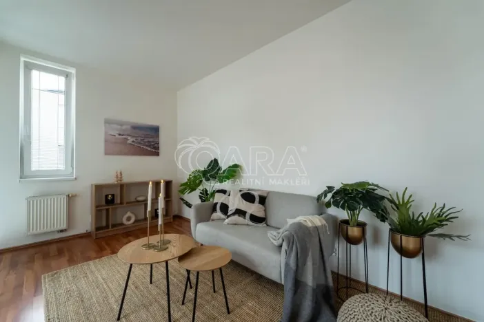 Prodej bytu 2+kk, Praha, Pastevců, 59 m2