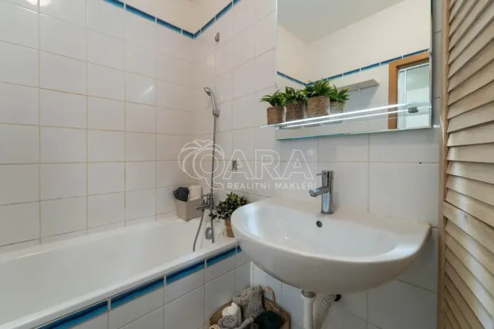 Prodej bytu 2+kk, Praha, Pastevců, 59 m2