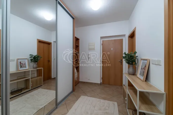 Prodej bytu 2+kk, Praha, Pastevců, 59 m2