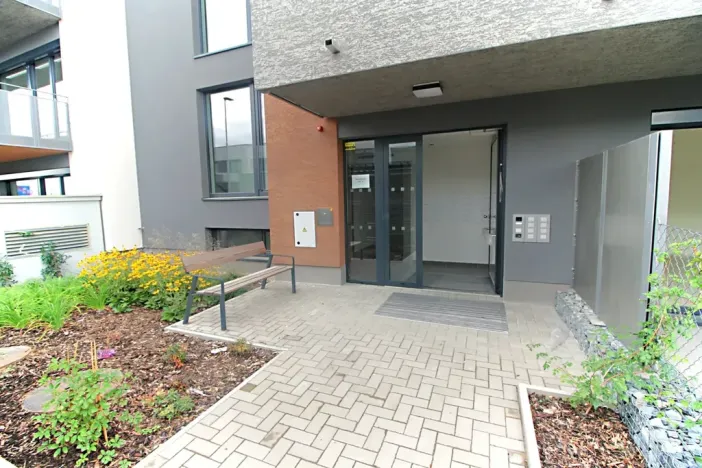Pronájem bytu 2+kk, Praha, 60 m2