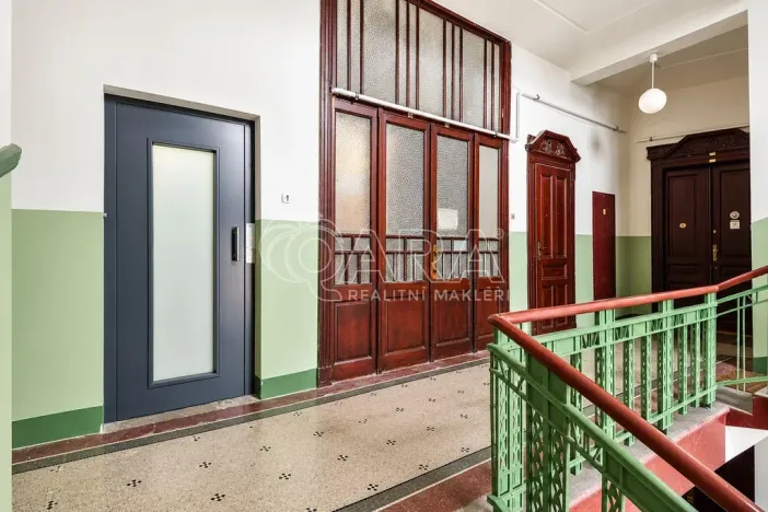 Pronájem bytu 2+1, Praha - Staré Město, Kaprova, 84 m2