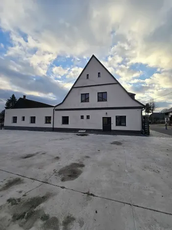 Prodej rodinného domu, Mikulovice, Hlucholazská, 417 m2