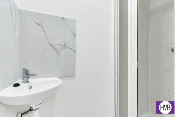 Prodej bytu 1+kk, Praha, Suchdolské náměstí, 14 m2