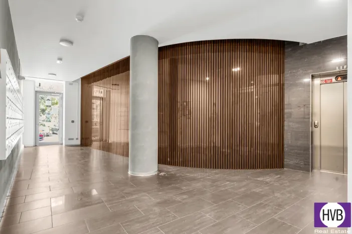 Prodej bytu 1+kk, Praha, Suchdolské náměstí, 14 m2