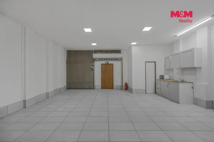 Prodej komerční nemovitosti, Praha, Vlkova, 48 m2
