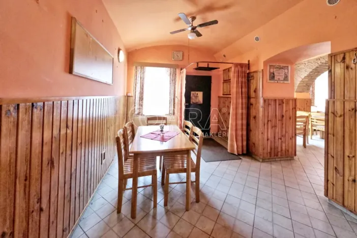 Prodej vícegeneračního domu, Postoloprty, Masarykova, 287 m2