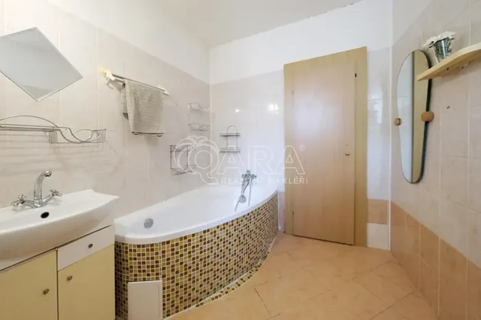 Prodej vícegeneračního domu, Postoloprty, Masarykova, 287 m2