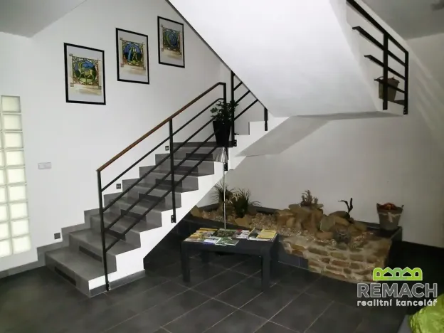 Pronájem ubytování, Blatnička, 830 m2