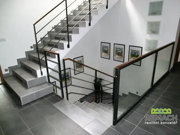 Pronájem ubytování, Blatnička, 830 m2