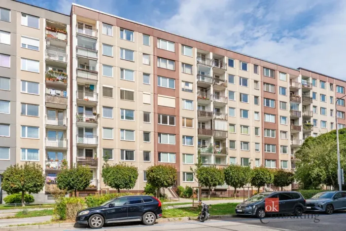 Pronájem bytu 2+kk, Praha - Hlubočepy, Lamačova, 32 m2